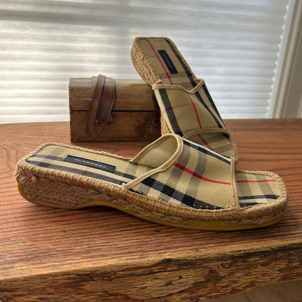 Burberry Beige Plaid Espadrille Slide Sandals